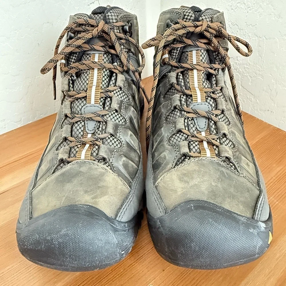NEW Keen Targhee III MID WP Black Olive/ Golden Brown Men’s Size 12